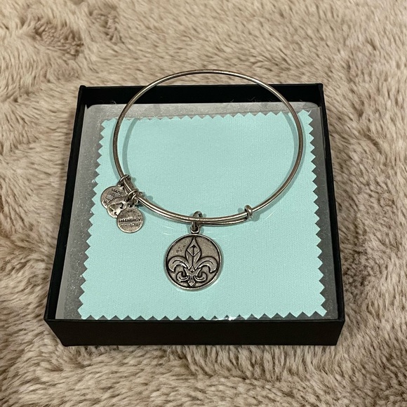 Alex and Ani Silver Fleur-de-Lis Charm Bangle - Picture 1 of 3